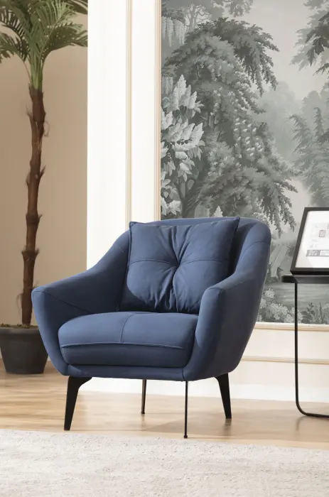 Larin - Armchair