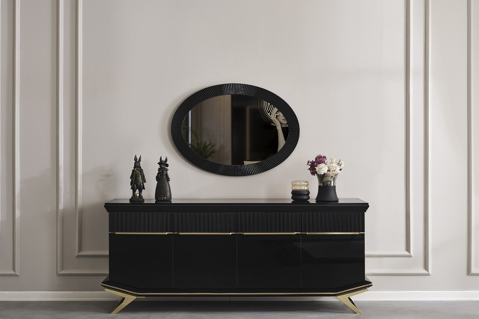 Maserati Gold Dining Room - Console
